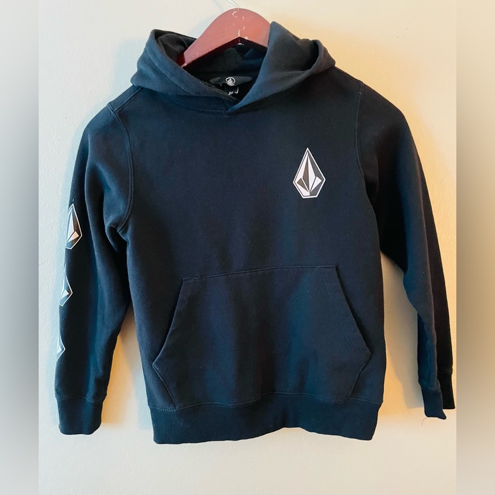Volcom sweatshirt, kids, volcom logo, black and white size small hoodie